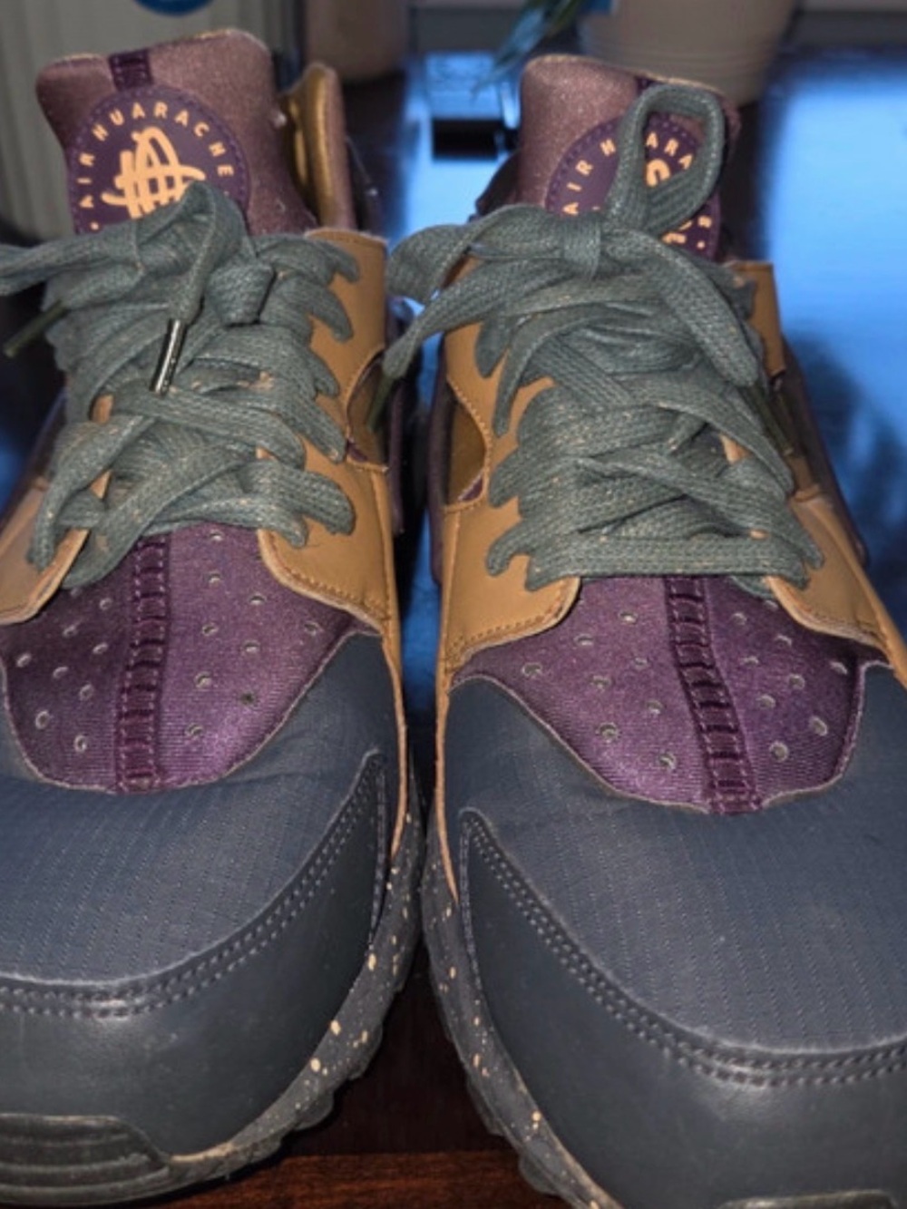 Nike Air Huarache Run Premium Elemental Gold Purple Men’s Size 11.5